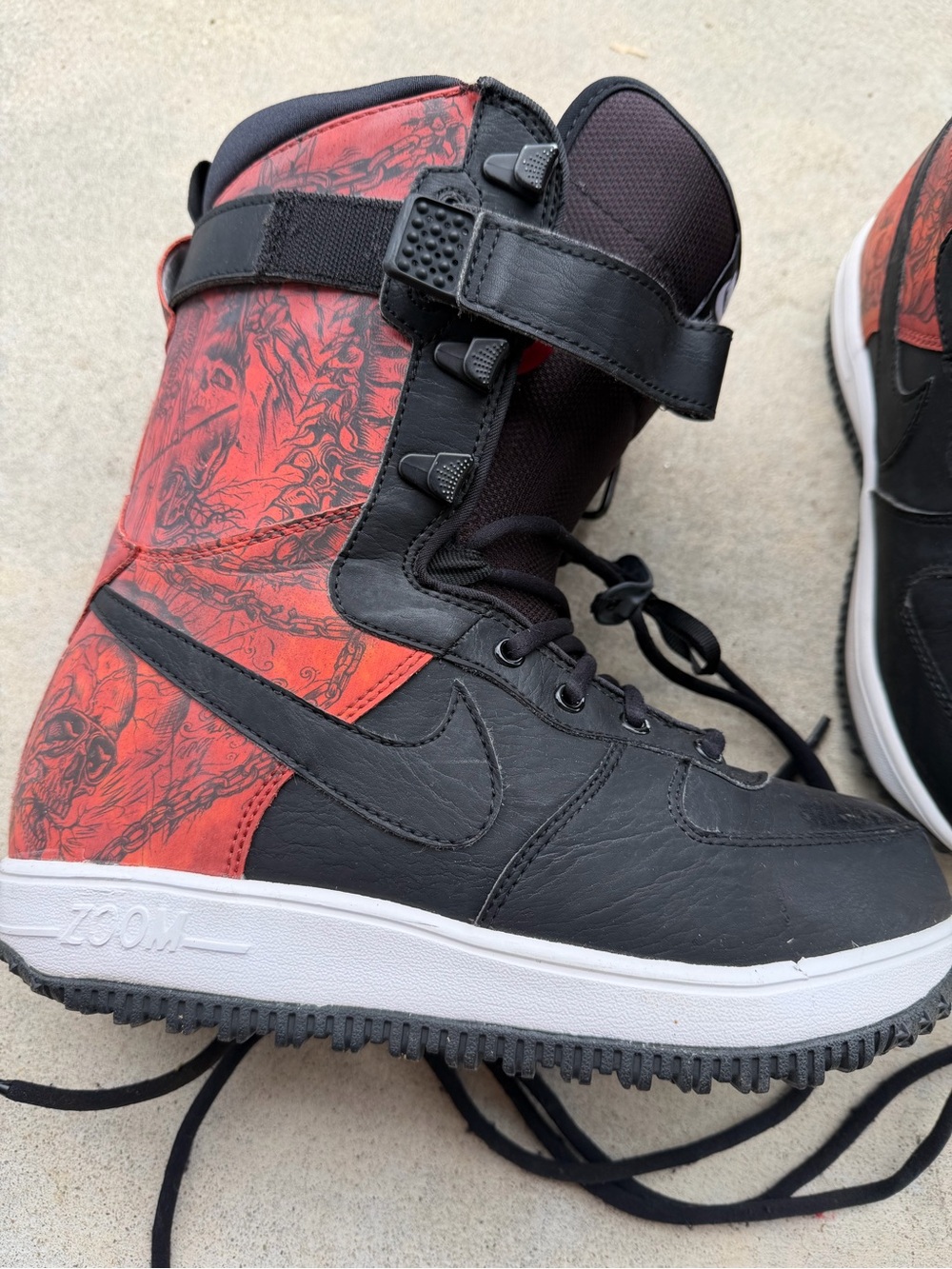 NIKE Zoom Force 1 Snowboard Boots SIZE: 6